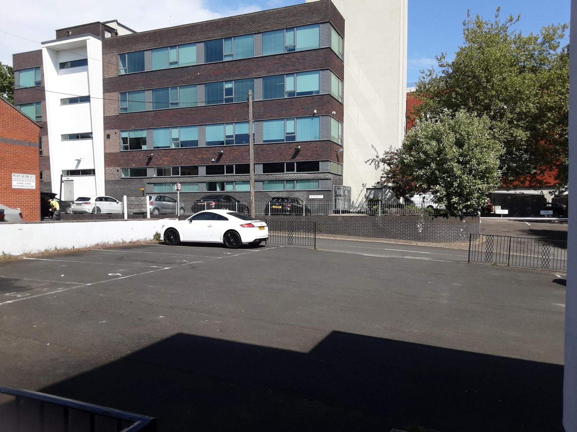 Quiet 2 Bedroom Flat In Darlington With Free Parking, Wi-Fi And More Exteriör bild
